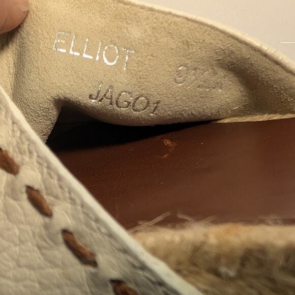 BRIGHTON Elliot Cream Tan Leather‎ Slide Sandals Charm JAG01 Women's 9.5 - Picture 15 of 15